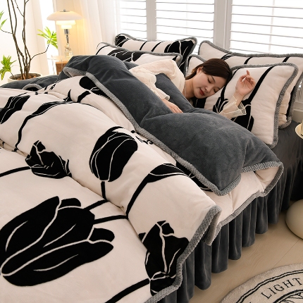 91家纺网 家纺一手货源 找家纺 （总）牵依 2025 直播爆款高克重加厚牛奶绒四件套法兰绒四件套珊瑚绒