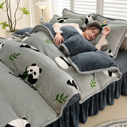 91家纺网 家纺一手货源 找家纺 （总）牵依 2025 直播爆款高克重加厚牛奶绒四件套法兰绒四件套珊瑚绒