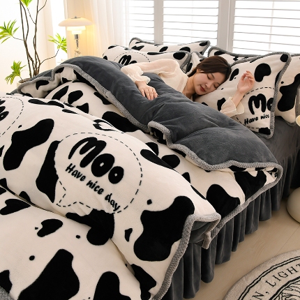 91家纺网 家纺一手货源 找家纺 （总）牵依 2025 直播爆款高克重加厚牛奶绒四件套法兰绒四件套珊瑚绒