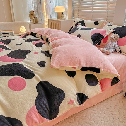 91家纺网 家纺一手货源 找家纺 （总）卡普家居 2025新款加厚保暖牛奶绒系列--四件套