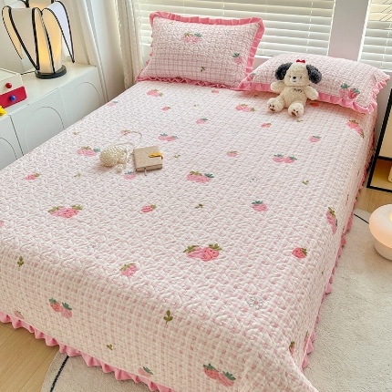 91家纺网 家纺一手货源 找家纺 （总）岚吉家纺 2025新款牛奶绒小花边床盖三件套