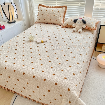 91家纺网 家纺一手货源 找家纺 （总）岚吉家纺 2025新款牛奶绒小花边床盖三件套