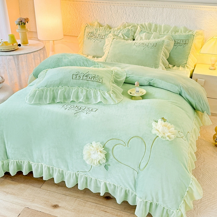 91家纺网 家纺一手货源 找家纺 （总）2025秋冬新款230g法式公主粉少女心牛奶绒四件套法莱绒金貂绒兔兔绒牛奶绒床裙款四件套绒床盖款四件套