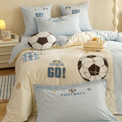 91家纺网 家纺一手货源 找家纺 （总）绒梦里 2025款A类全棉40s水洗棉贴布绣花四件套儿童三件套上下铺床套件-足球系列