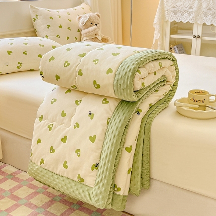 91家纺网 家纺一手货源 找家纺 （总）梦依依 2025新款全棉豆豆绒大豆被纯棉冬被春秋被儿童豆豆被