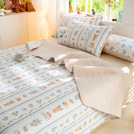 91家纺网 家纺一手货源 找家纺 （总）X猫先生床笠 2025新款全棉床盖床单小清新夹棉床盖炕盖套件跑量款（自然光场景）