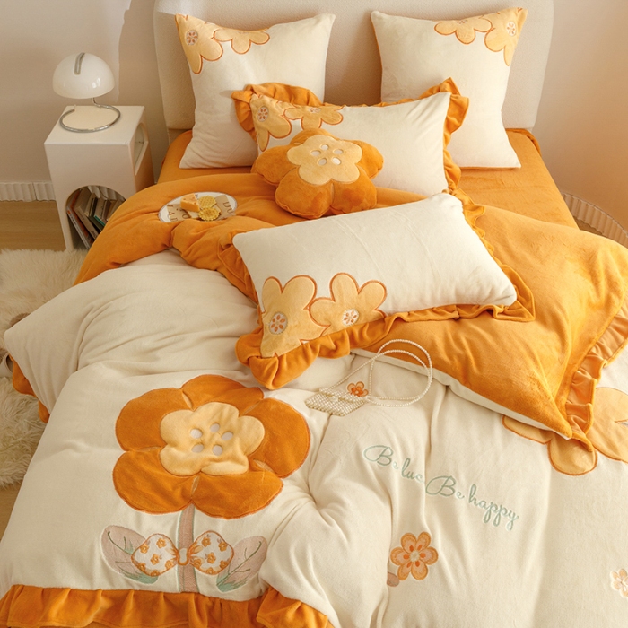 91家纺网 家纺一手货源 找家纺 （总）绒梦里2025新品230g花边款韩版贴布绣牛奶绒四件套公主风法莱绒保暖套件