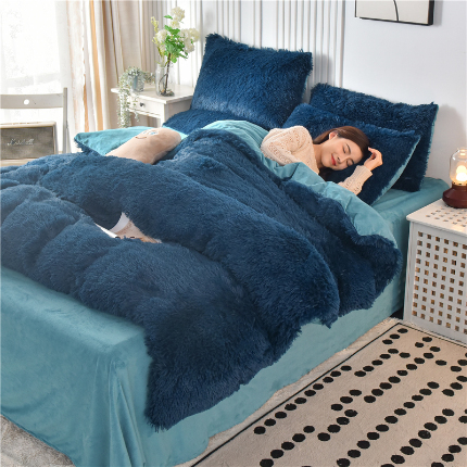 91家纺网 家纺一手货源 找家纺 鑫喜莱 2024新款长毛绒四件套 藏青