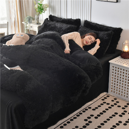 91家纺网 家纺一手货源 找家纺 鑫喜莱 2024新款长毛绒四件套 黑色