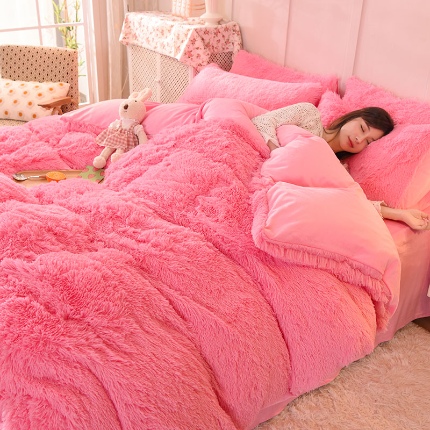 91家纺网 家纺一手货源 找家纺 （总）经年 2025年新款 纯色水貂绒水晶绒长毛绒保暖牛奶绒兔绒四件套 跨境直销