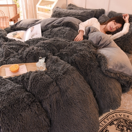 91家纺网 家纺一手货源 找家纺 （总）经年 2025年新款 纯色水貂绒水晶绒长毛绒保暖牛奶绒兔绒四件套 跨境直销