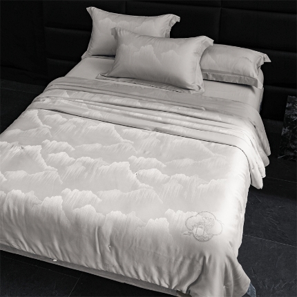 91家纺网 家纺一手货源 找家纺 假一赔三 桐乡正品手工国标蚕丝被100%桑蚕丝长丝被芯春秋被夏凉被空调被子母被冬被