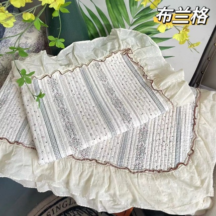 91家纺网 家纺一手货源 找家纺 （总）纯棉床盖三件套260×240法式全棉床裙花边 纯棉夹棉床盖+枕套×2