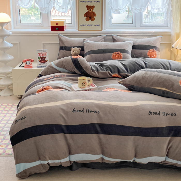 91家纺网 家纺一手货源 找家纺 斯卡诺2025新款直播轻奢爆款小清新牛奶宝宝绒四件套 南瓜日记