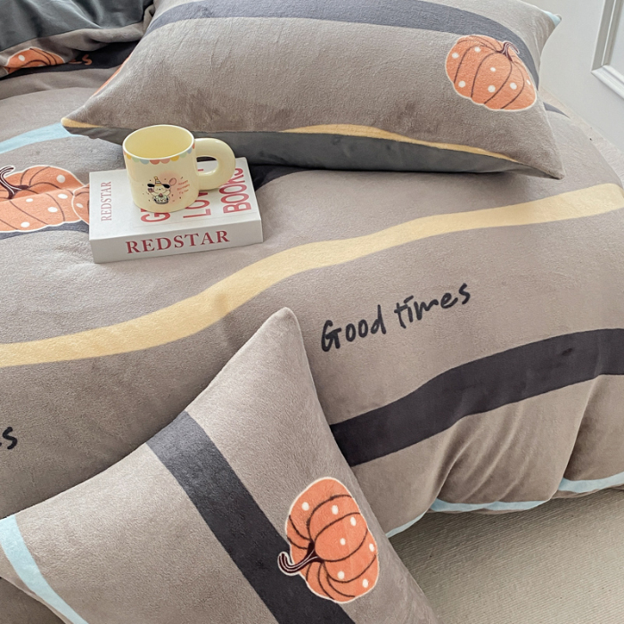 91家纺网 家纺一手货源 找家纺 斯卡诺2025新款直播轻奢爆款小清新牛奶宝宝绒四件套 南瓜日记