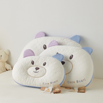 91家纺网 家纺一手货源 找家纺 （总）乐可 2024新款A类全棉蚕咝卡通小熊萌趣枕 儿童枕学生枕成人枕 枕头枕芯