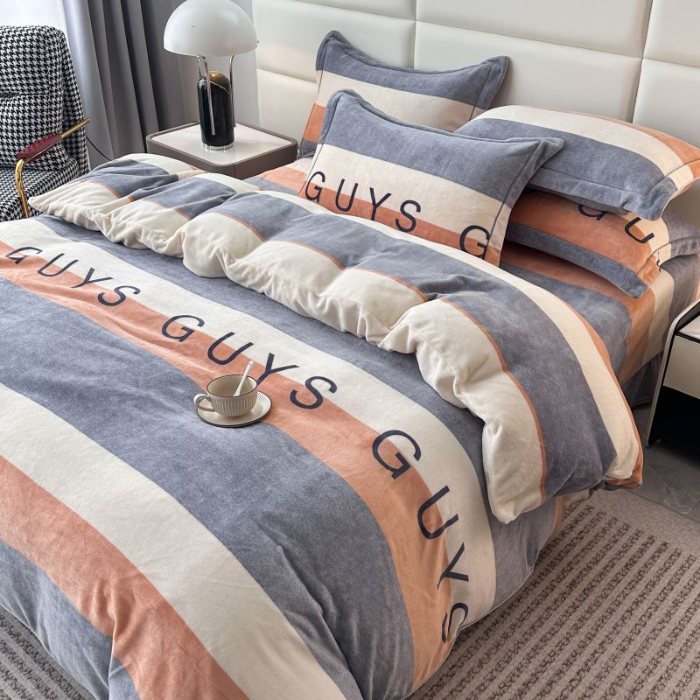 91家纺网 家纺一手货源 找家纺 尚品凤凰2025新款高克重印花牛奶绒四件套-工艺款 时光之梦