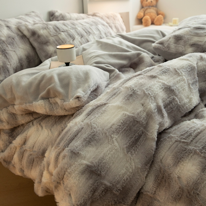 91家纺网 家纺一手货源 找家纺 （总）安哆啦家纺 2024新款濑兔绒毛晕染色系牛奶绒四件套