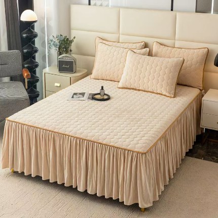 91家纺网 家纺一手货源 找家纺 （总）晨晨家纺 2024新款婴儿绒大豆纤维床裙三件套