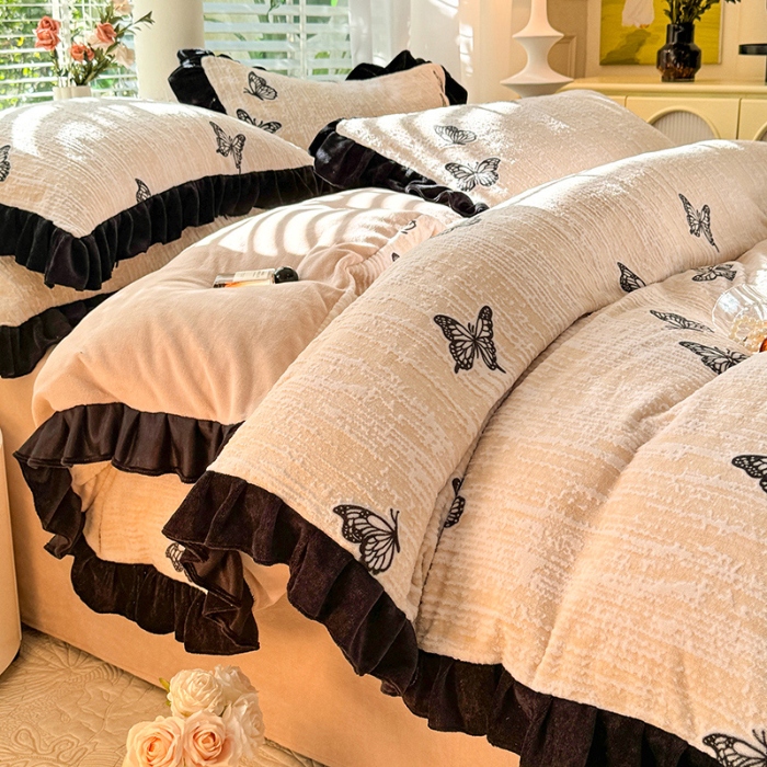 91家纺网 家纺一手货源 找家纺 大麦家纺 204新款高克重雕花牛奶绒四件套-爱丽丝 爱丽丝-蝴蝶