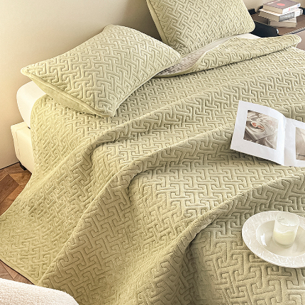 91家纺网 家纺一手货源 找家纺 欧邦 新款纯色牛奶绒床盖三件套-初见 初见-芥黄