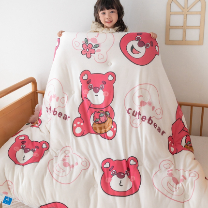 91家纺网 家纺一手货源 找家纺 心卓 2025年新款直播针织棉儿童学生成人春秋被冬被加厚被芯四季款 花朵熊