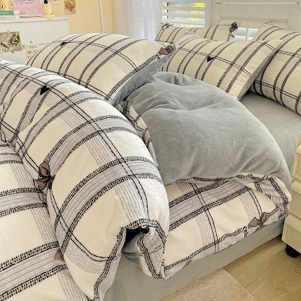 91家纺网 家纺一手货源 找家纺 （总）2025新款小清新牛奶绒印花四件套床单款床笠款套件单被套