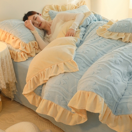 91家纺网 家纺一手货源 找家纺 （总）首尔家纺 2024新款牛奶绒花边款四件套塔芙绒雕花款韩版四件套蝴蝶结系列（提供买家秀）