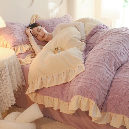 91家纺网 家纺一手货源 找家纺 （总）首尔家纺 2024新款花边款牛奶绒四件套韩版雕花塔芙绒四件套花期系列
