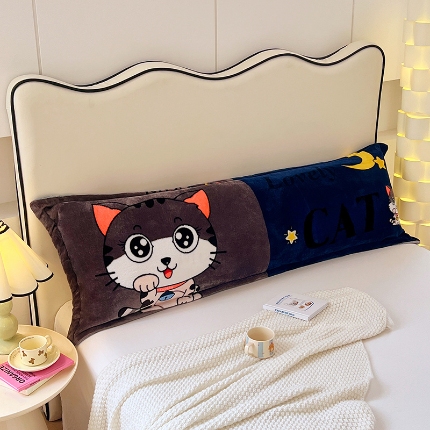 91家纺网 家纺一手货源 找家纺 （总）圣比熊 2025新款冬季法莱绒枕套牛奶绒1.5m枕头套双人珊瑚绒枕芯套