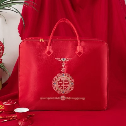 91家纺网 家纺一手货源 找家纺 （总）新款奢华被子被芯包装手提袋婚庆包装【不支持退换】