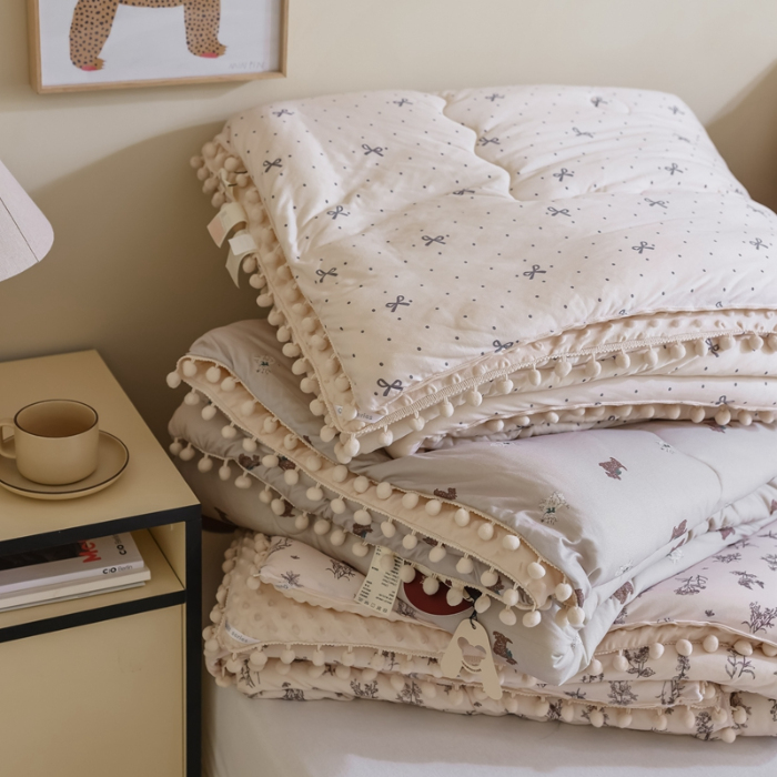 91家纺网 家纺一手货源 找家纺 （总）U被家纺 2025新款针织棉球球系列豆豆冬被被子被芯