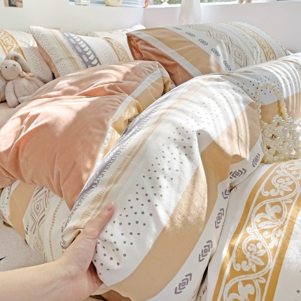 91家纺网 家纺一手货源 找家纺 盛馨家纺 2024秋冬棉加绒13372全棉宝宝绒牛奶绒床单床笠保暖绒四件套 波西米亚