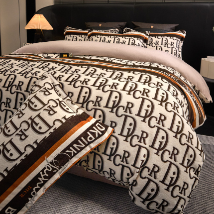 91家纺网 家纺一手货源 找家纺 （总）狂想家 2025新款轻奢风牛奶绒印花四件套