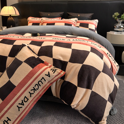 91家纺网 家纺一手货源 找家纺 （总）狂想家 2025新款轻奢风牛奶绒印花四件套