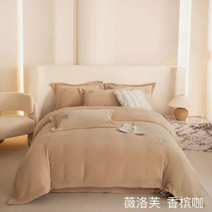 91家纺网 家纺一手货源 找家纺 （总）新月家纺（锦威郎） 2024新款高贵轻奢保暖牛奶绒四件套系列-FD宽边压线款