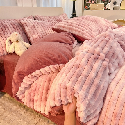 91家纺网 家纺一手货源 找家纺 （总）2025新款 高克重七彩短毛兔兔绒牛奶绒四件套-晕彩系列