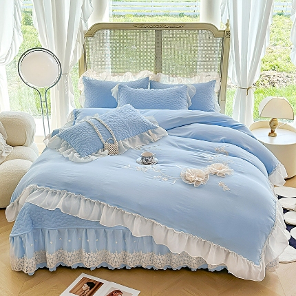 91家纺网 家纺一手货源 找家纺 （总）苏米娜2025韩版法式公主风水洗棉立体花绣花床盖款四件套蕾丝床盖款夏被四件套