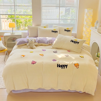 91家纺网 家纺一手货源 找家纺 （总）卡普 2025新款高克重牛奶绒毛巾绣四件套