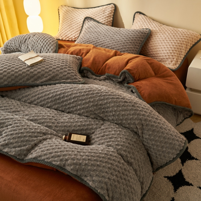 91家纺网 家纺一手货源 找家纺 （总）吾诺 2024 大豆豆绒可拆洗冬被二合一被子牛奶绒冬被被芯