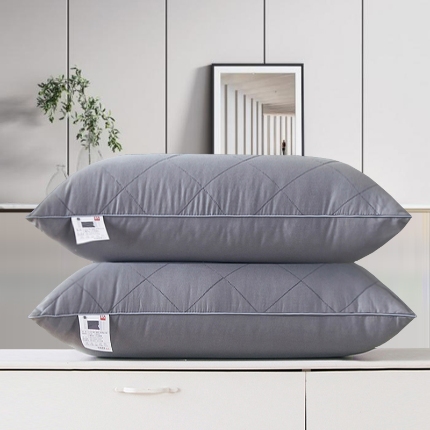 91家纺网 家纺一手货源 找家纺 兴丝露枕芯 全棉绗绣枕 A类全棉羽丝绒枕 枕头 高枕 中枕 低枕 全棉枕芯