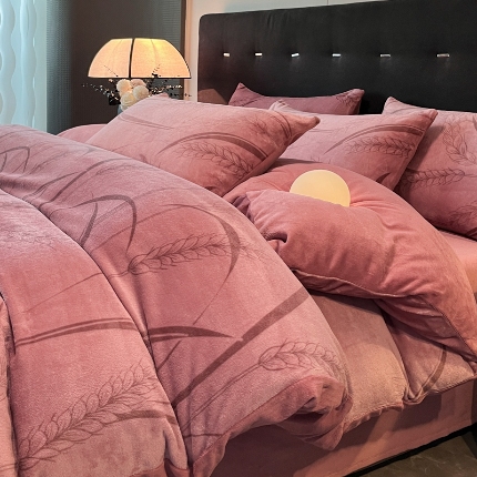 91家纺网 家纺一手货源 找家纺 （总）经年 2025新款牛奶绒四件套-风吹麦香