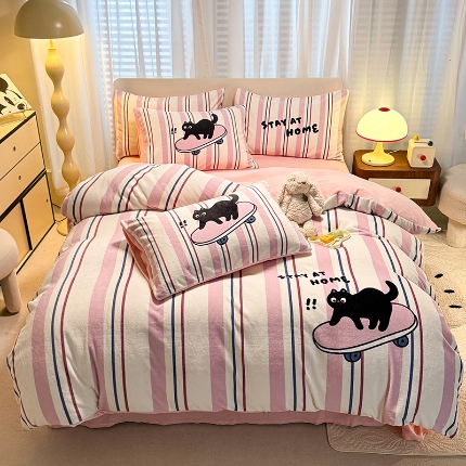 91家纺网 家纺一手货源 找家纺 （总）2025新款高克重大版卡通牛奶绒婴儿绒四件套 跑量 直播款