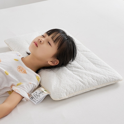 91家纺网 家纺一手货源 找家纺 （总）乐可 2024新款A类全棉植萃草本单边护颈枕儿童枕学生枕成人枕 枕头枕芯