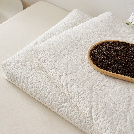 91家纺网 家纺一手货源 找家纺 （总）乐可 2024新款A类全棉植萃草本立体护颈枕儿童枕学生枕成人枕 枕头枕芯