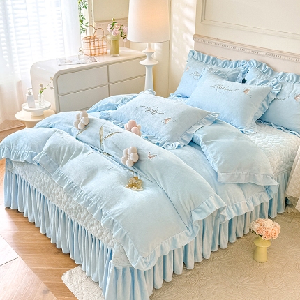 91家纺网 家纺一手货源 找家纺 （总）漫布云2025新款A类舒棉绒牛奶绒夹棉床盖四件套