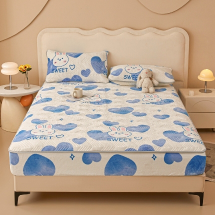 91家纺网 家纺一手货源 找家纺 （总）湘之帛  2024新款牛奶绒印花夹棉床笠