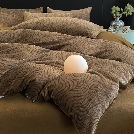 91家纺网 家纺一手货源 找家纺 （总）2025新款 独家花型 牛奶绒四件套 跑量直播款 - 诗野