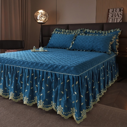 91家纺网 家纺一手货源 找家纺 瑞宝2025新款宝宝绒欧式床裙款三件套-宝格利 宝格利-宝石蓝