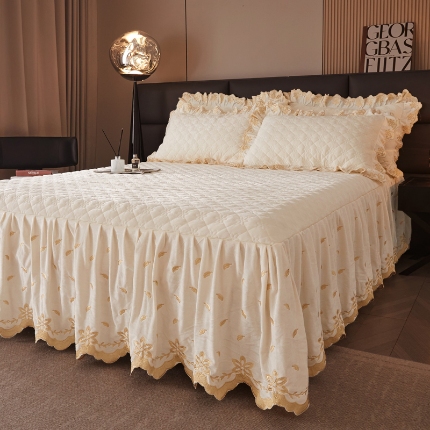 91家纺网 家纺一手货源 找家纺 （总）瑞宝2025新款宝宝绒欧式床裙款三件套-宝格利